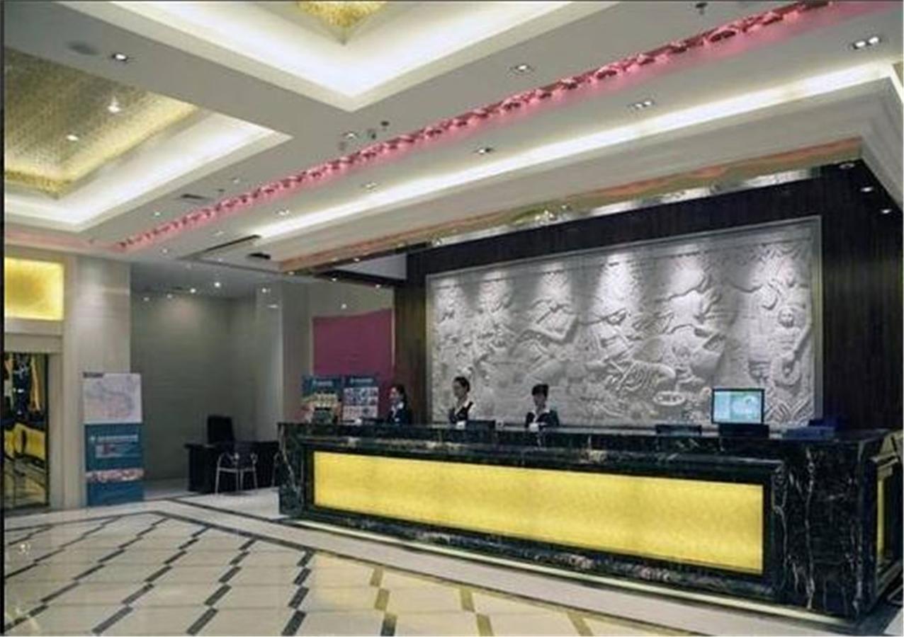 Greentree Inn Guangdong Guangzhou Jichang Road Express Hotel מראה חיצוני תמונה