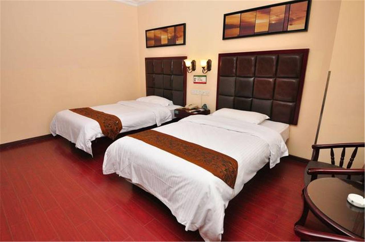 Greentree Inn Guangdong Guangzhou Jichang Road Express Hotel מראה חיצוני תמונה